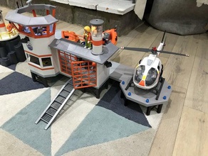 playmobil - helicopter pad lifeguard station 3d print model - Mito3D