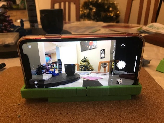 lecteur de cd titulaire téléphone 3D print model - Mito3D