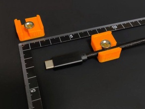 ancora un altro magnetica cavo di titolare openscad clip guida la gestione dei cavi usb 3d print model - Mito3D