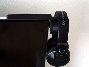 headphone monitor holder adapter small headphones eg pioneer dj hdj x5 x7 headset mount 3d print model - Mito3D