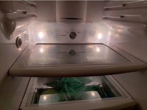 réfrigérateur plateau de peg appareil pièces le titulaire étagère 3d print model - Mito3D