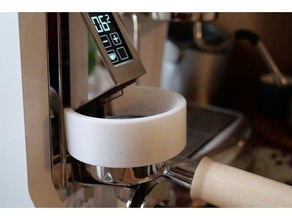 eureka coffeegrinder funnnel 58mm portafiltro embudo 3d print model - Mito3D