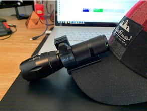 lampe de poche à clip chapeau 3d print model - Mito3D