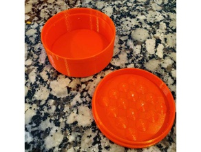 round soap dish holder travel case 3d print model - Mito3D