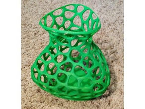 voronoisquircle1 contenitore il vaso 3d print model - Mito3D