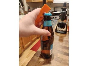 portefeuille ouvre-bouteille de la bière ouvre-porte bouteille bottleopener bouchon ouvreur pac cool gadget 3d print model - Mito3D