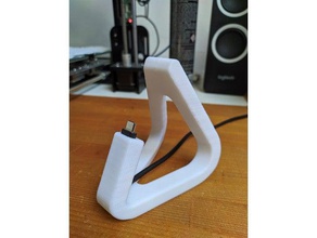 curved phone stand cable management fusion 360 iphone smartphone holder usb type 3d print model - Mito3D