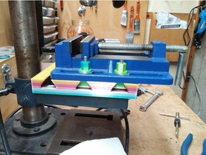 jig drill press cnc Maschine bohren Bohrmaschine Presse vice Vize Halter 3d print model - Mito3D