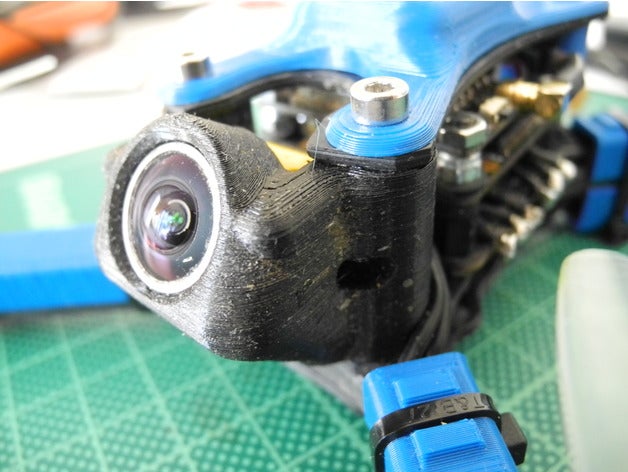 caddx ratel monte cherrycraft aguante marco montaje cámara resistencia fpv racer 3D print model - Mito3D