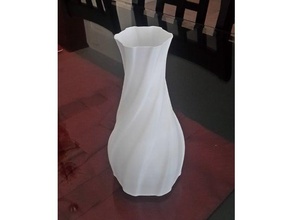 liscio Ingranaggio vaso fiore spirale contorto 3d print model - Mito3D