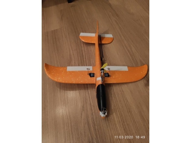 3 euro 30 rc avion main lancement planeur Avions 3D print model - Mito3D