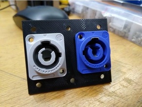 iec separar adaptador neutrik powercon tomas 3d print model - Mito3D