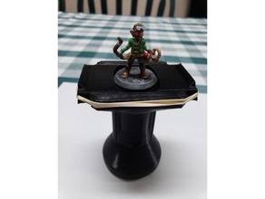 Tischplatte Miniatur Malerei Griff dnd Dungeons Drachen Verlies Halter Unterstützung Mini Miniaturen 28mm Pfadfinder Rollenspiel 3d print model - Mito3D