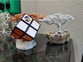 poly rubik's cube stand display holder rubiks rubix 3d print model - Mito3D