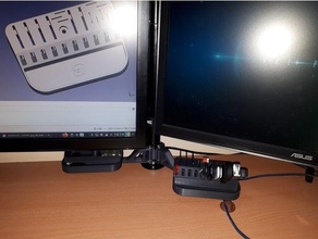 organisateur USB verser pie double cran poseur 3d print model - Mito3D