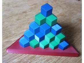 dev piramit versiyon 3d print model - Mito3D