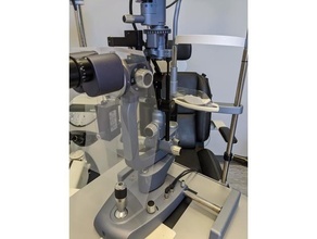 universal optometrico abertura lámpara paciente proteger 3d print model - Mito3D