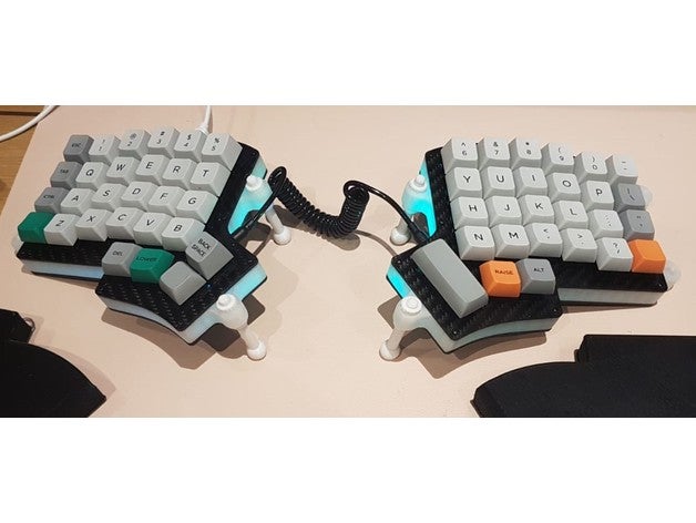 iris middle layer tenting screw keyboard 3D print model - Mito3D