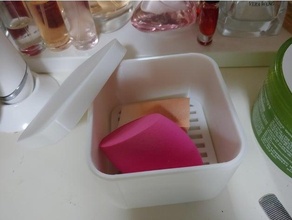 kosmetisch bilden Schwamm Fall Mantel Box Fälle Behälter Make upbox Container Mini Lager 3d print model - Mito3D