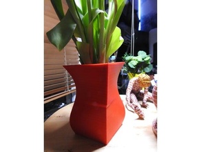 forme déplacement vase art fleur cœur téléphone intelligent spirale 3d print model - Mito3D