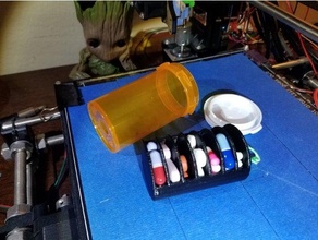 paramétrico comprimido recipiente divisor Customizável personalizador medicamento farmacia caixa comprimidos prescrição garrafa 3d print model - Mito3D