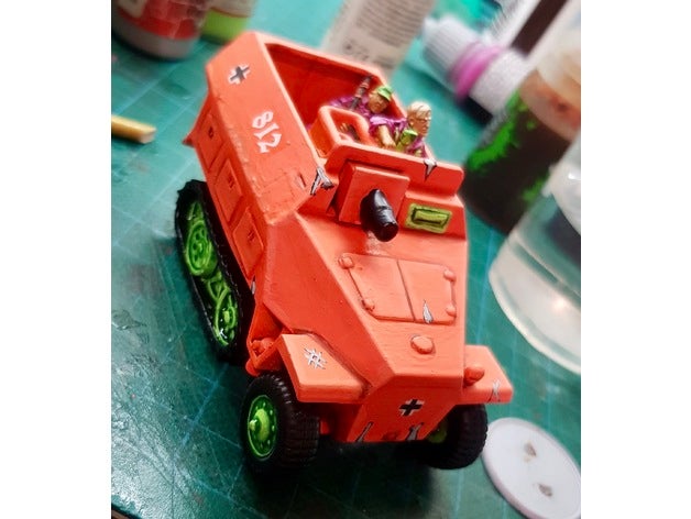 sdkfz251 9 toon tank 3D print model - Mito3D