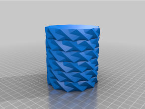 personalizado Magia torcido polígono vaso criador v20 3d print model - Mito3D