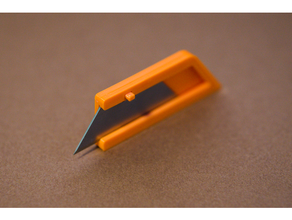 utility blade holder linerlock keychain knife 3d print model - Mito3D