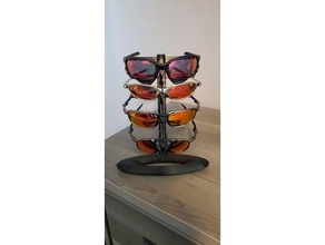 Oakley occhiali sole In piedi 3d print model - Mito3D