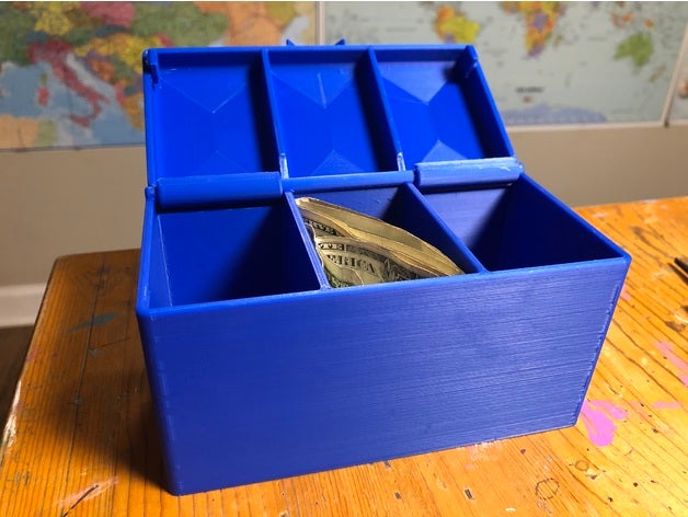 money box closing container kids hinged lid small parts storage snap shut 3D print model - Mito3D