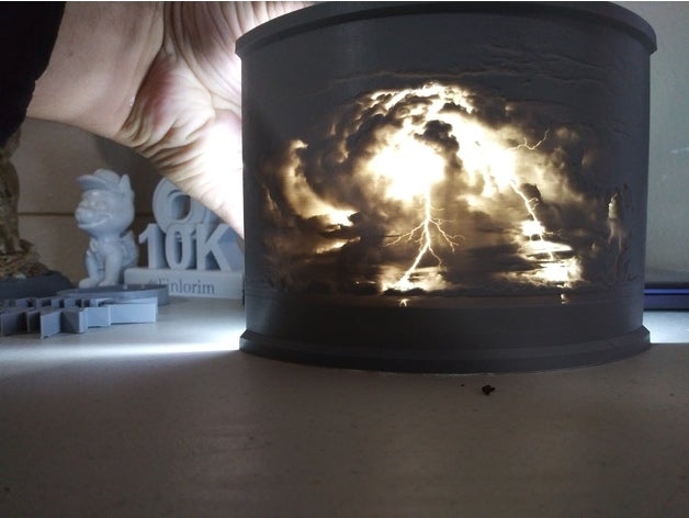 curved lightning lithophane 3D print model - Mito3D