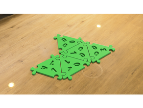 triomino entrelaçado base conjunto jogo tabuleiro jogos componentes dominó azulejos 3d print model - Mito3D