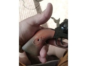 eredità ruvido cavaliere piccolo foro 22rl impugnature presa revolver 3d print model - Mito3D