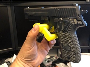 handgun hanger 3d print model - Mito3D