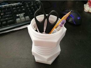 vite vaso porta penna scatola titolare supporto Noce ufficio matita utile 3d print model - Mito3D