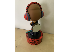 pewdiepie figurina tamburello grande bigpp pavimento banda reddit 3d print model - Mito3D