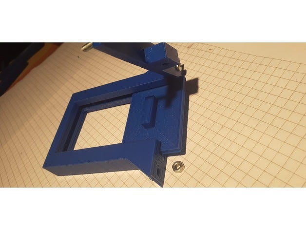 c13 conector seguridad 3D print model - Mito3D