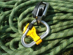 hms carabiner locking clip - rondomaster belay climbing rockclimbing rock 3d print model - Mito3D