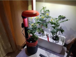 watering planter - extension arm light hood 3d print model - Mito3D