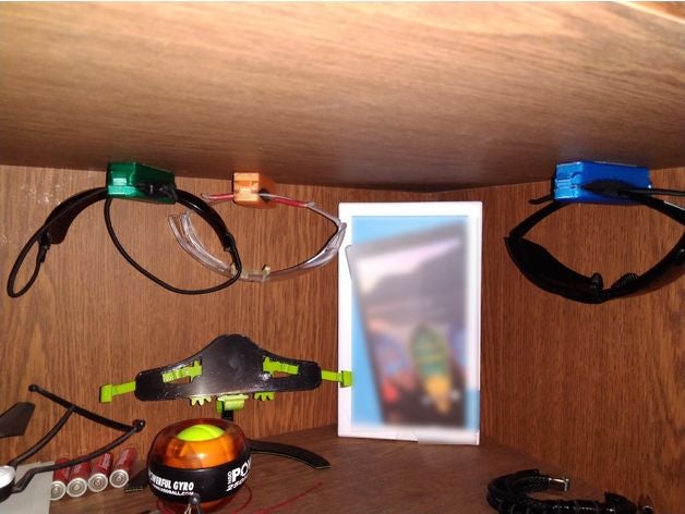 bicchieri clamp holder remixare 3D print model - Mito3D