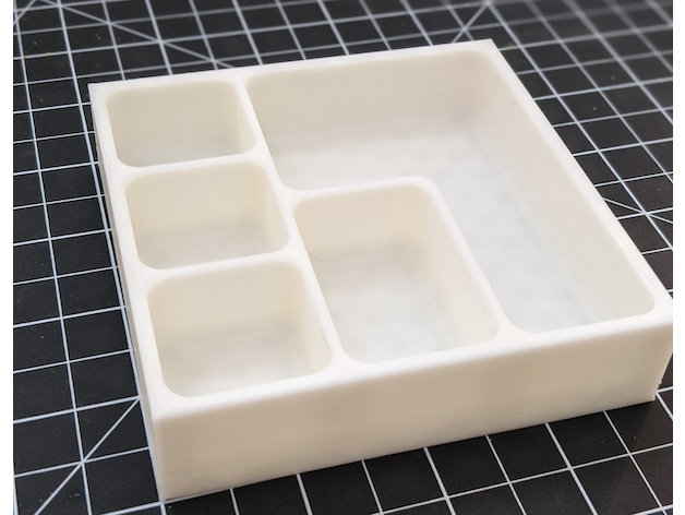 piccolo parti vassoio organizzatore 3D print model - Mito3D