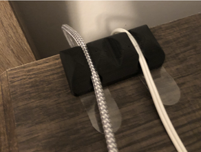 Kabel Halter Unterstützung Bett Ladegerät iPhone Organisation Veranstalter Telefon Tabelle USB 3d print model - Mito3D