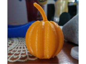 petit citrouille bureau soutenir jouet Halloween décoration 3d print model - Mito3D