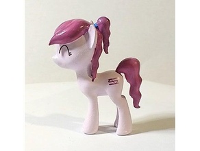 violett Strahl Pony Figur 3d print model - Mito3D