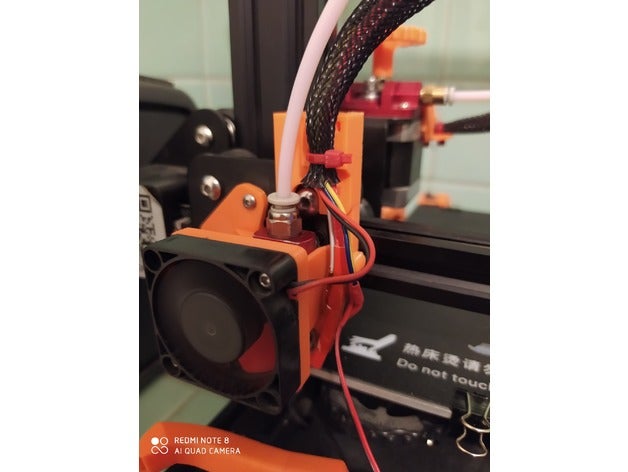 hotend câbles titulaire soutien minv2 ender 3 3D print model - Mito3D