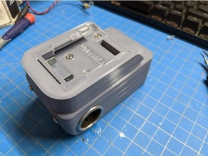 12v adaptador Dewalt 20v bateria plugue isqueiro dc conversor recinto 3d print model - Mito3D