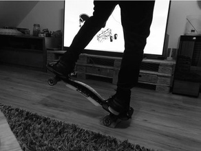 cavalinho ficar pé Hometrainer skate skatista snakeboard streetboard treinador 3d print model - Mito3D