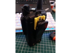 baofeng uv9r adaptateur motorola ep450 batterie agrafe boucle ceinture jambon radio 3d print model - Mito3D
