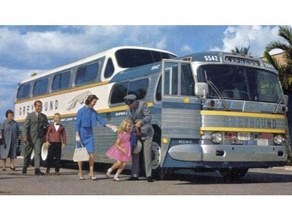 gmc pd4501 galgo Scenicruiser 1955 1950 1951 1952 1953 1954 1956 1957 1958 1959 1960 1961 1962 50s 60s autobus ônibus rodovia 3d print model - Mito3D