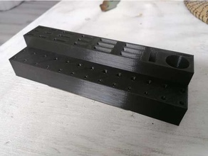 Mini Arbeit Werkzeug Tafel bohren Halter Unterstützung Schere Schraubendreher Werkzeuge 3d print model - Mito3D